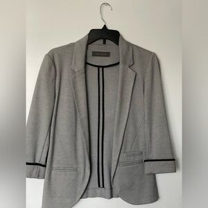 Suzy Shier 3/4 Length Tapered Blazer Size XS
